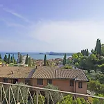 Blue Vista * Gardone Riviera