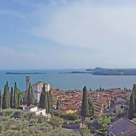 Blue Vista Gardone Riviera