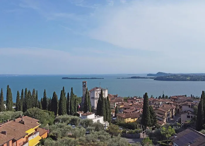 Blue Vista Gardone Riviera