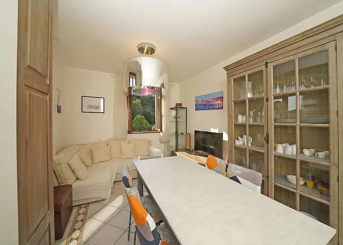 Blue Vista Apartment Gardone Riviera